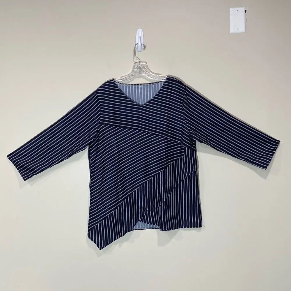 Plus Size Black & White Striped Dress Top. Size XXL.